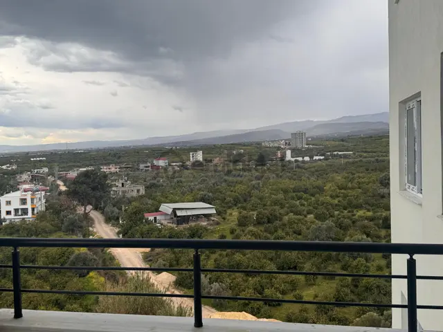 Akdeniz Mahallesi Yeni Bina Geniş 2+1 Deniz Manzaralı Ebeveyn Banyolu 3