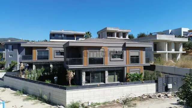 Yaylaköy'de Deniz Manzaralı Özel Havuzlu Sıfır Villa 4