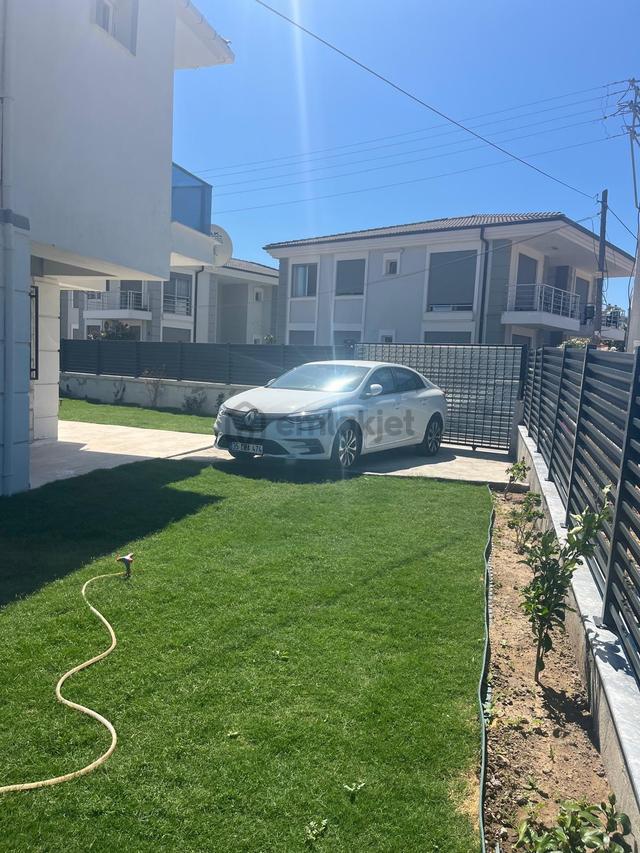 Urla Gülbahçe'de, Kaçırılmayacak Fırsat, Satılık, 3+1 Villa, 5