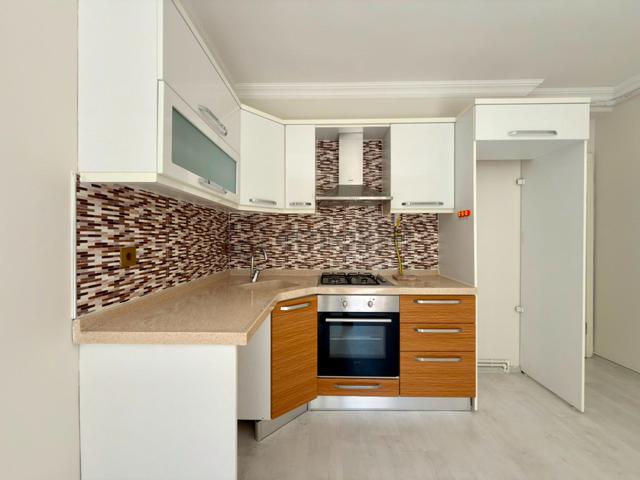 Yükselden Sarıkızda Şok Fiyata Doğalgazlı Satılık 2+1ferah Daire 4