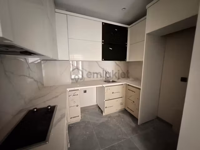 As Yapı Şahin Plaza Da Tabela Değeri Yüksek Ofis Daire 2