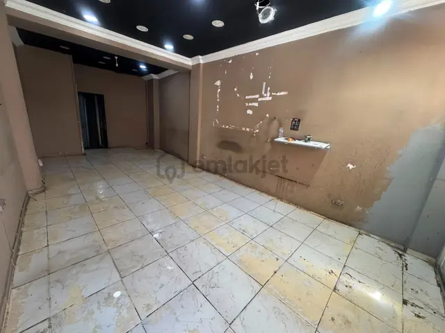 Gaziosmanpaşa Pazariçi Cadde Kenarında 65m2deop Dükkan Düz Giriş Dükkan 3