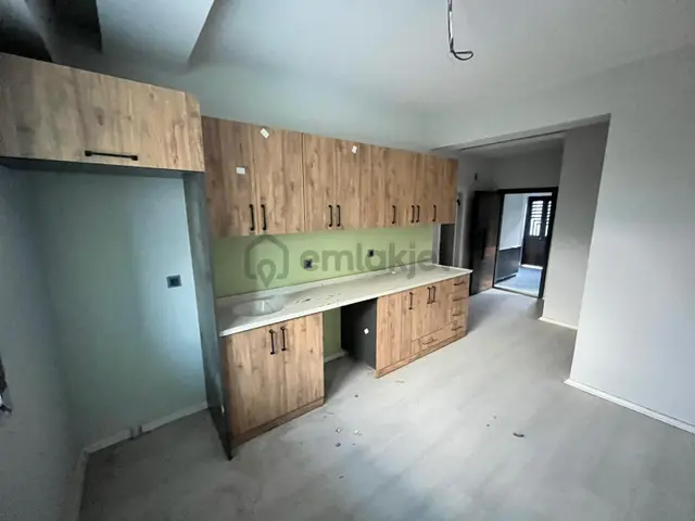 Coşkun Gayrimenkul'den Çiftlikköy'de Kiralık 2+1 Sıfır Daire 5