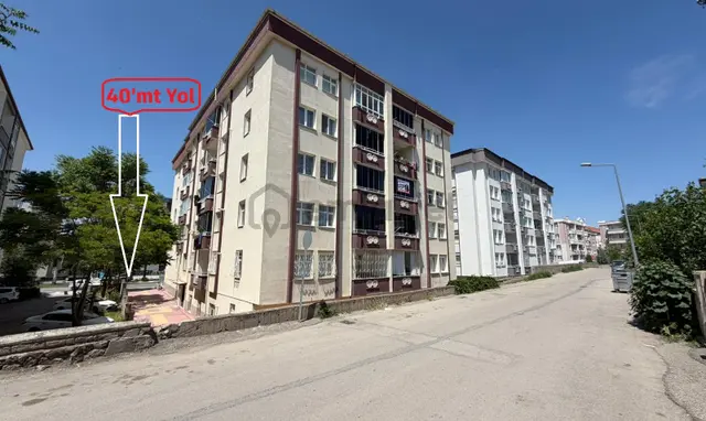 Şeyh Hamit Mahallesinde 40'mt Yol Üzerinde Kiralık 3+1 Daire✨✨✨✨ 3