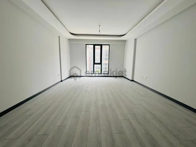 Güven'den 7/24 Güvenlikli,saunalı,havuzlu,k.otoparklı 3+1 Daire 2