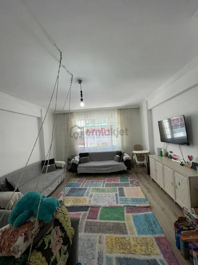 Samsun İlkadım Zafer Mahallesi'nde Kat Tapulu 1.kat 2+1 Satılık Daire 5