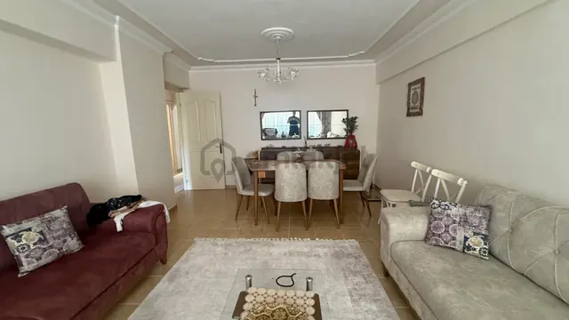 3+1 Çanakkale Barbaros Cadde Üzeri Eşyasız 140 M2 Sitede 3