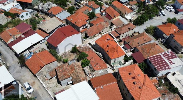 Urla Sıra Mahallesi'nde 153 M2 Arsa İçinde 2 Daire 4