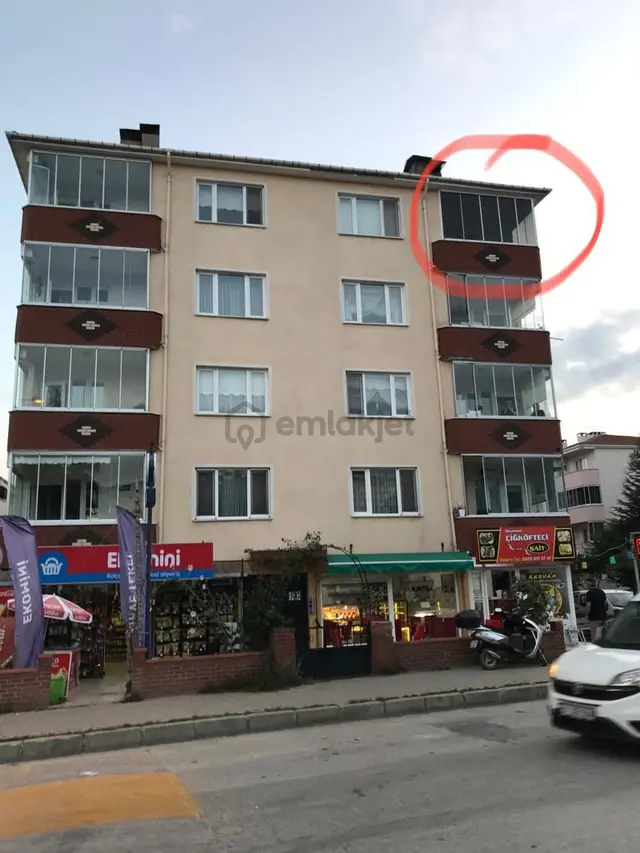 Kanal Boyu Osman Gazi Parkı Karşısı Satılık Daire 1