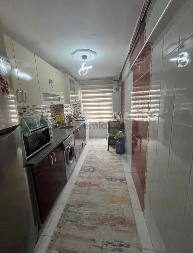 2+1 Daire 4.kat 100 Metre Oturum Alanı Atatürk Mahallesi 2