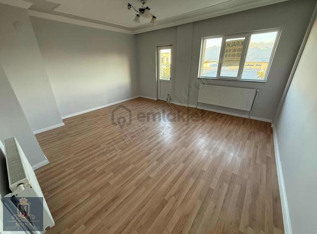 Mona'dan Yunusemre'de Full Yapılı Geniş Kiralık 3+1 Fırsat Daire 4