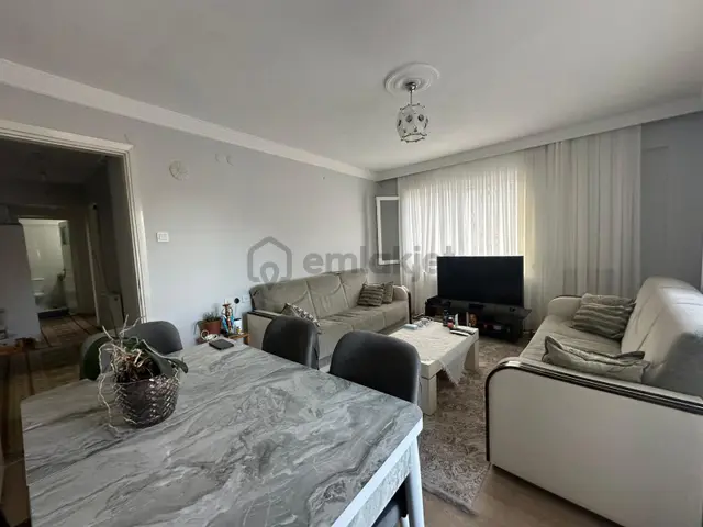 Şemikler Meydanda Satılık 2+1 Daire 3
