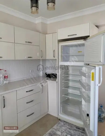 İzmir Çeşme Ayasaranda Denize Sıfır Ortak Havuzlu Sitede Kiralık 3