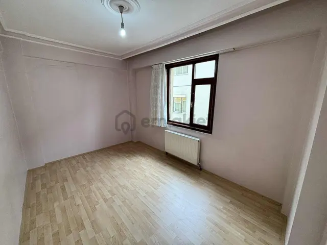 Akıncılar Cd'nde Güney Cepheli Geniş Arakat 3+1 Yalıtımlı Daire 4