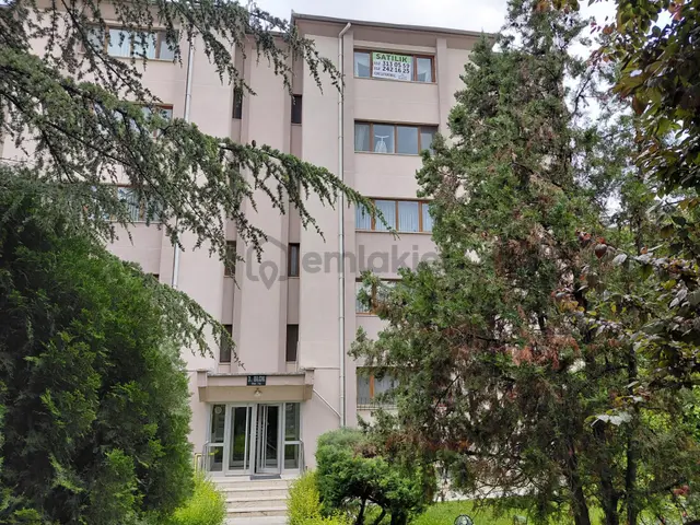 Çayyolu Konutkent Satılık 3+1 110m^2 Yapılı Daire 4