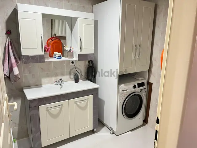 Emlak Dünyası Buhara Hastanesi Arkası 2+1 Kiralık Daire 2