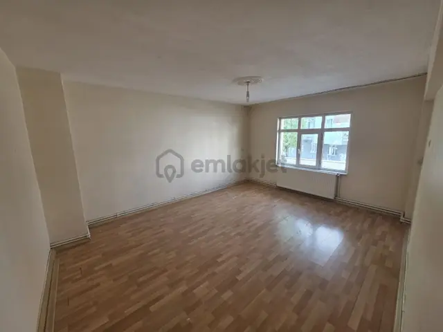 Emlak Dünyası Buhara Hastanesi Arkası 2+1 Kiralık Daire 4