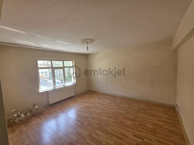 Emlak Dünyası Buhara Hastanesi Arkası 2+1 Kiralık Daire 3