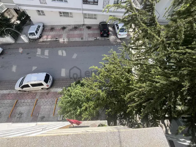 Gata Yakını Kiralık 3+1 En Üst Kat Çift Balkon Daire 5