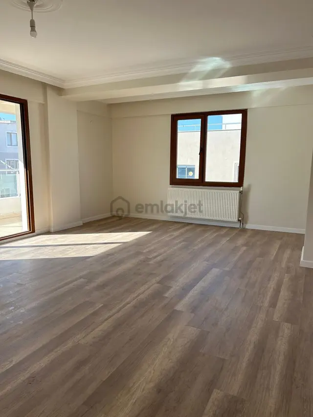 Yeni Mahalle’de Havuzlu Site İçerisinde Dubleks Daire 1
