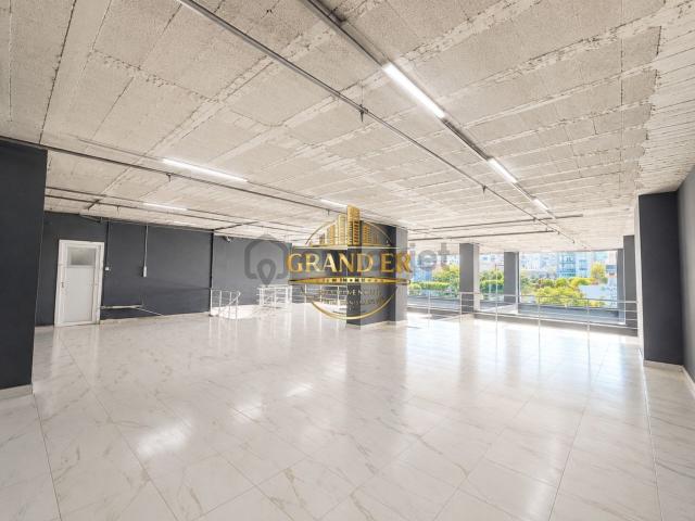 Mersin Mezitli 2.çevreyolu Üzeri 3 Katlı 900 M² Kiralık İş Yeri 1