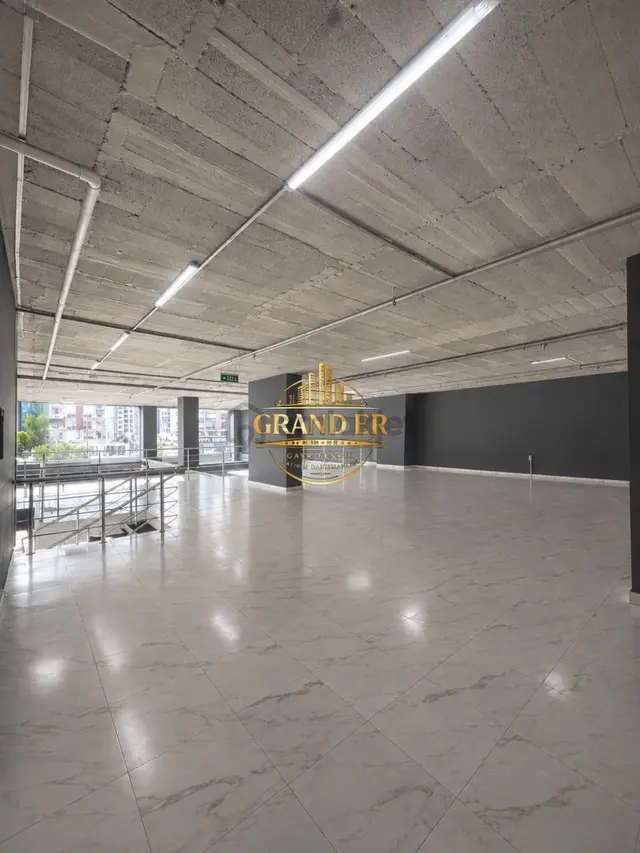 Mersin Mezitli 2.çevreyolu Üzeri 3 Katlı 900 M² Kiralık İş Yeri 2