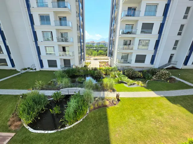 Park Marine'de Şehir Manzaralı Giyinme Odalı 215 M² Ara Kat 5