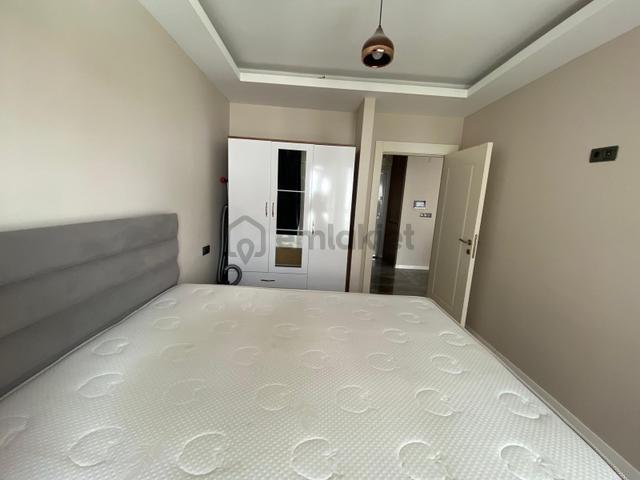 Alaçatı'dan İncek'te Bulvar Yakını 1+1 Eşyalı Kiralık Daire 2