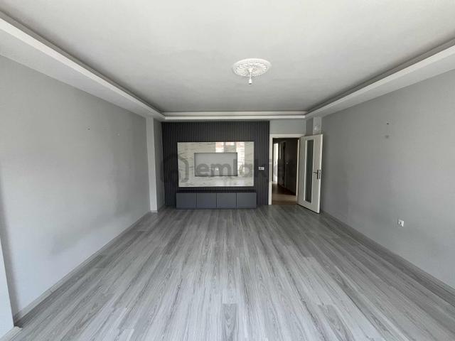 Yağmur Emlak'tan Tekkeköy'de Süper Konumda 3+1 Kiralık Daire Yağmur Emlak'tan Tekkeköy'de Süper Konumda 3+1 Kiralık Daire