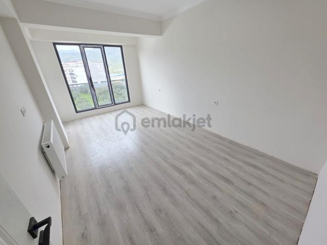 ▇kadıköy'de Muhteşem Dağ Manzaralı Ferah Sıfır 2+1 Daire 4