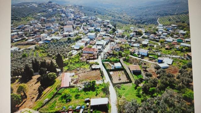 Mudanya Mirzaoba Mah.'de Satılık İmarlı Arsa 2 Ayrı Tapu Etrafıçevrilmi 430 M2 İnşaata Uygun 5