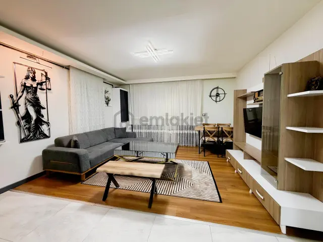 İncek'te Arakat/cam Balkon/bulvara 50m/fatura Dahil 1+1 Kiralık 3