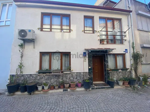 Yüksel'den Edremit Merkez'de 2+1 Full Eşyalı Müstakil Daire 1