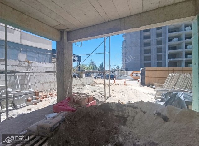 Arstu Gm. Haliseden Avm Yanında 300 M2 Kiralık Dükkan Arstu Gm. Haliseden Avm Yanında 300 M2 Kiralık Dükkan