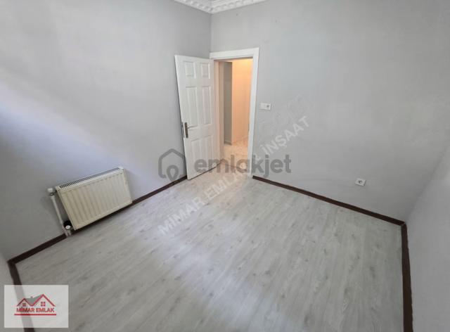Mimar Emlak'tan Atatürk Mah. 2+1 Bahçe Kat 2