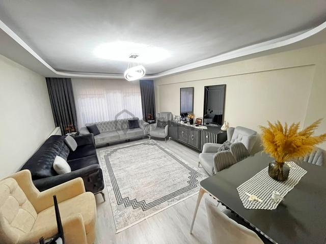 Feridun Çelik Mah 1048 Cad Yakın Satılık Daire 4