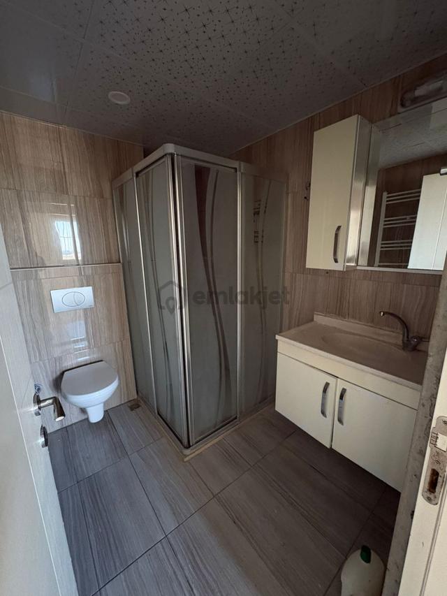 Adana Sarıçamda Sarıçam Belediyesi Yakınında Doğalgazlı Kombili 3+1 Kiralık Fırsat Daire 4