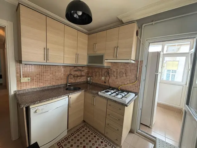 Libadiye Caddesi Üzerinde Metroya Yakın Çatı Dubleks Daire 2