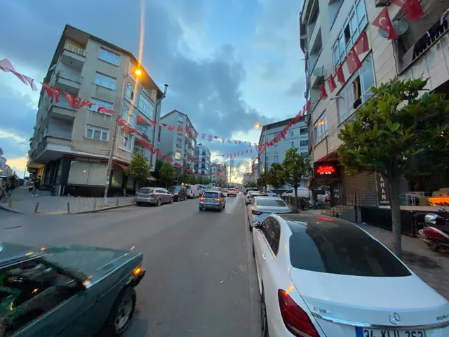 Güngören Gaziosmanpaşa Cad Satılık 3+1 85m2 2.kat Daire 3