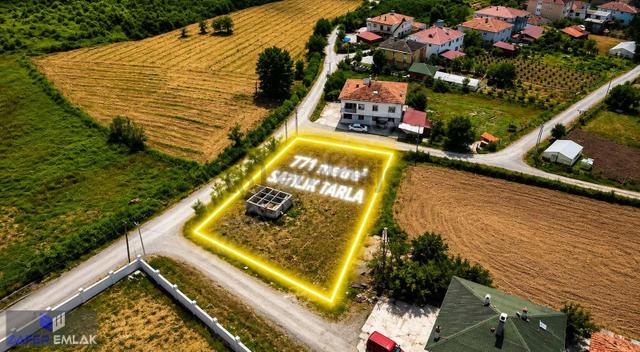 Zafer Emlak'tan Satılık 771 M2 Tarla 2