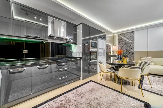 Alanya Oba 2+1 Lüks Daire Denize 250m Full Mobilyalı Ve Yatırım Fırsatı! 3