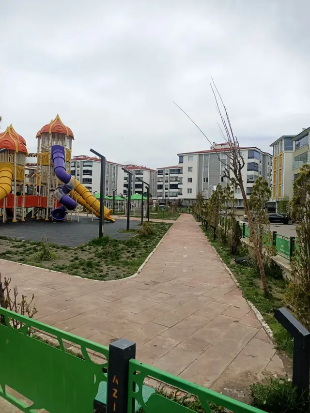 Atılım Gold Emlak'tan Dadaşkent'te Özel Kilerli, Kapalı Otoparklı 3+1 Lüx Ara Kat 2