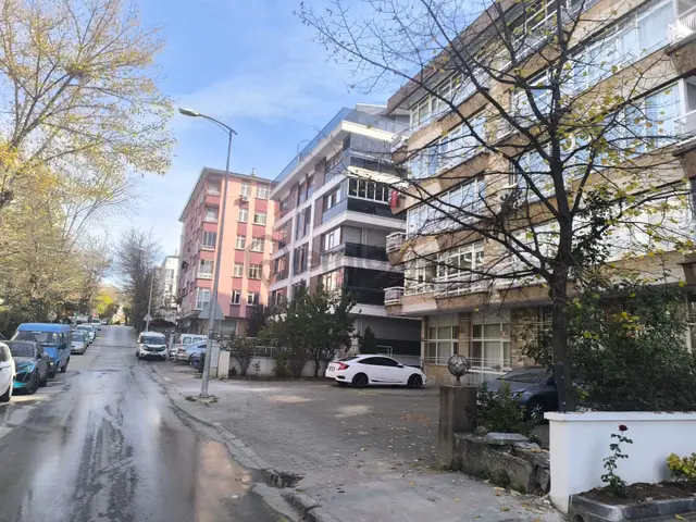 Cebeci Samur Sokakta Son İki Daire 2