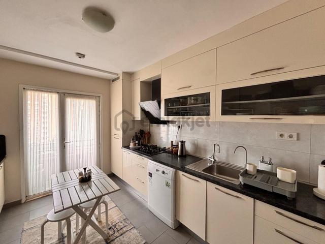 Avrupa 1'de 141m² 3+1 Peyzaj Tadilatlı Satılık Köşe Daire 5