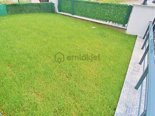 Güre’de Gültaş Emlaktan Satılık 3+1 Ebeveny Banyolu Bahçeli Lüks Villa 3