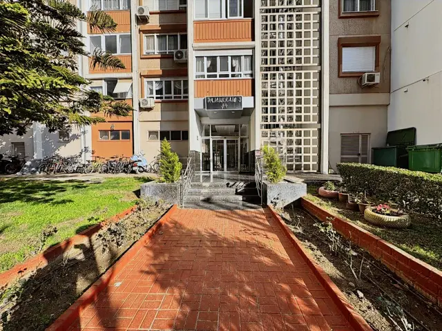 Turpa'dan Pamukkale Bloklarında Deniz Manzaralı 4+1 Tadilatlı 1