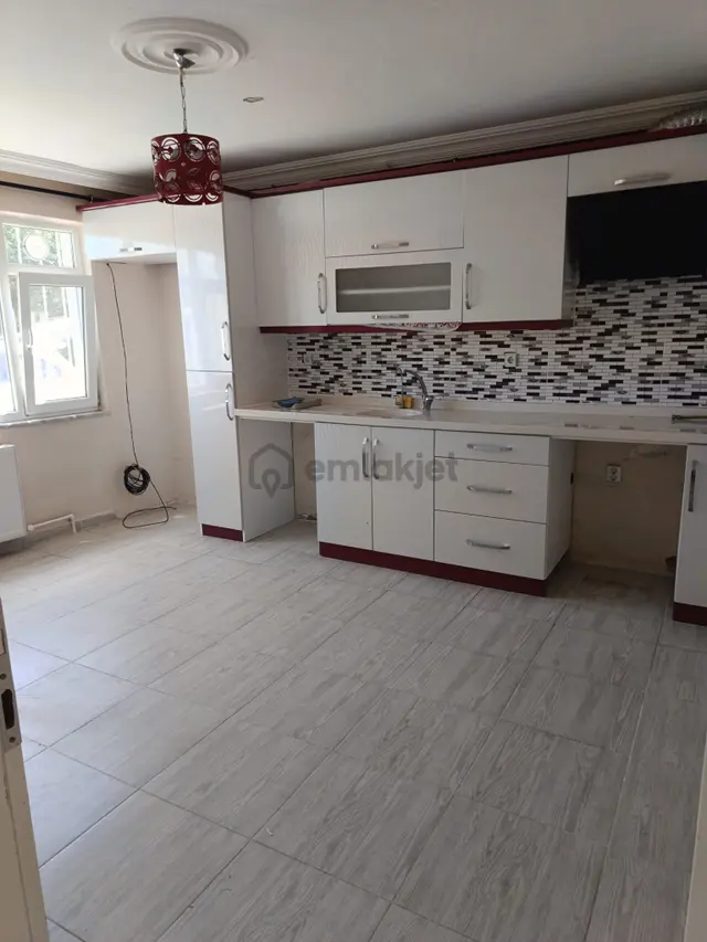 A.y.s. Gayrimenkul ' Dan 2+1 Kiralık Daire A.y.s. Gayrimenkul ' Dan 2+1 Kiralık Daire