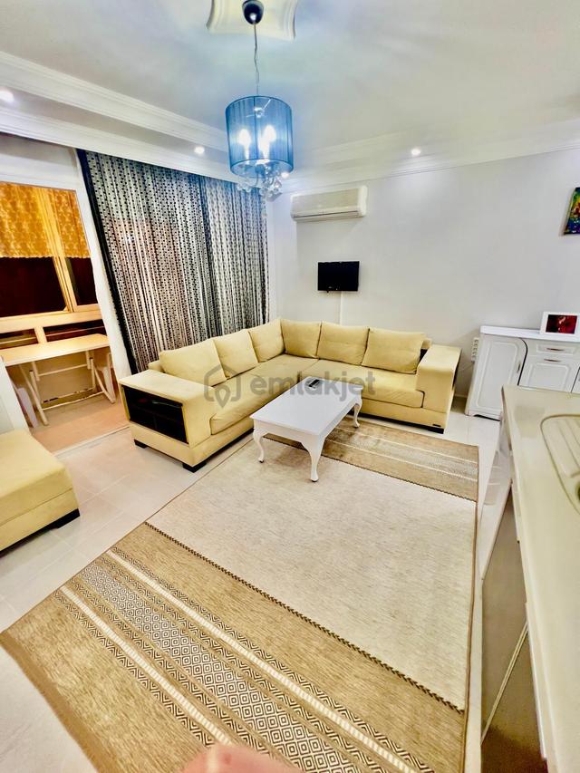 Güllük Merkezde Havuzlu Sitede Eşyalı Kiralık 1+1 Daire 5
