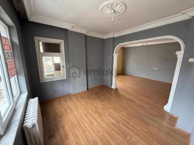Çarşı Merkezde 3+1 Kiralık Daire İsteyenlere --- Burcu Emlakta 5