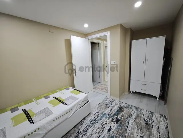 Manisa Alaşehir Alper Gayrimenkulden Fatih Caddesinde Satılık Aile Apt. Eşyalı 2+1a.mutfak Daire 2